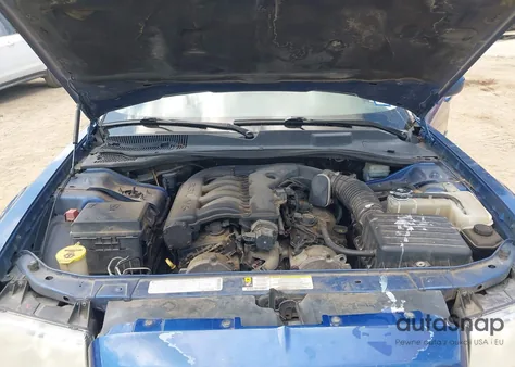 2009 Chrysler 300 Touring from USA, damaged, VIN 2C3LA53V49H559658